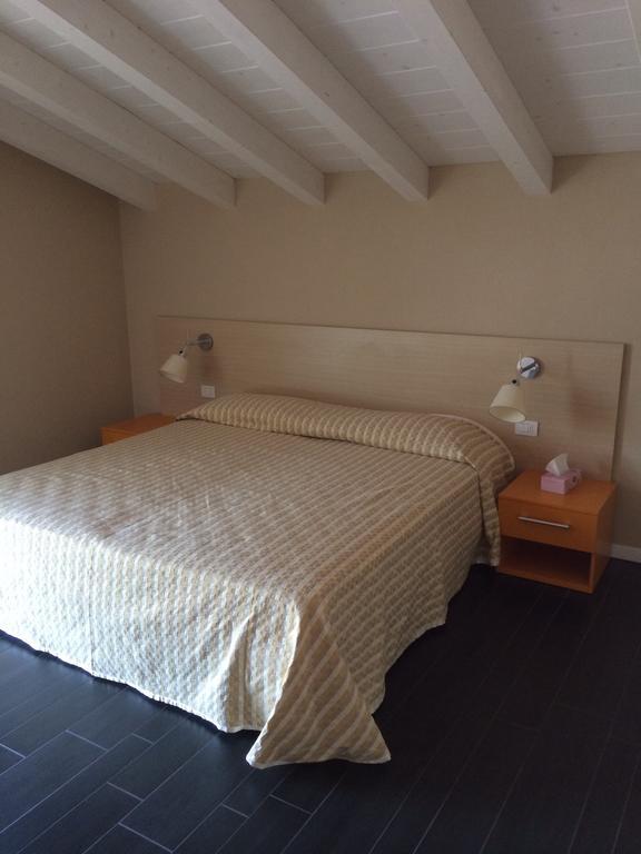 Affittacamere Sale E Pepe Cavaion Veronese Room photo