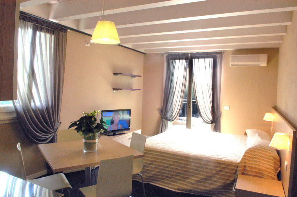 Affittacamere Sale E Pepe Cavaion Veronese Room photo